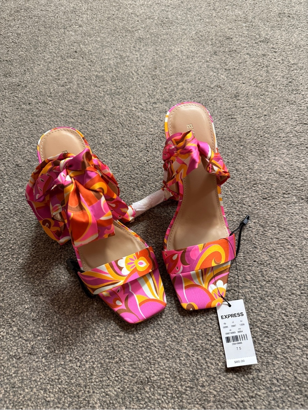 NWT Express Vibrant Pink and Orange Retro Floral High Heel Sandals size 7.5